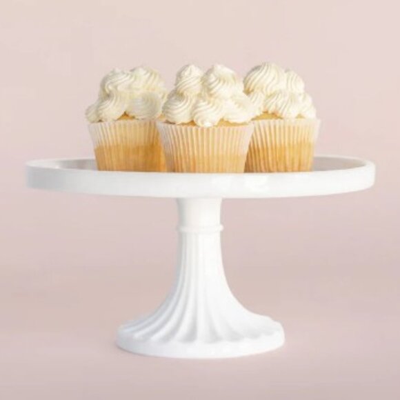 BNWT - Jilly Box x The Cross: Pâtisserie Cake Plate - Picture 1 of 5